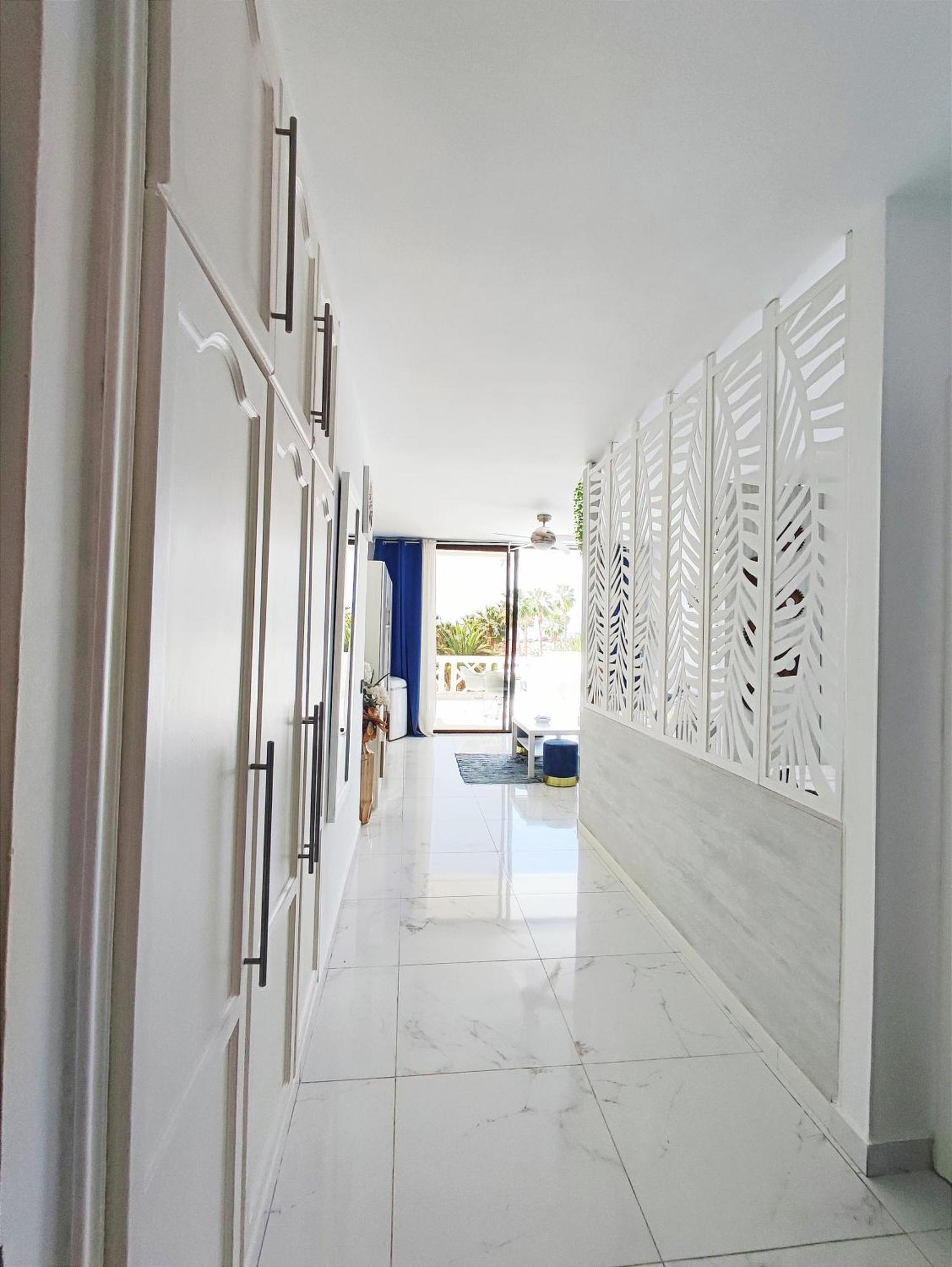 Appartamento Sunshine Escape With Ocean View Costa Adeje  Esterno foto